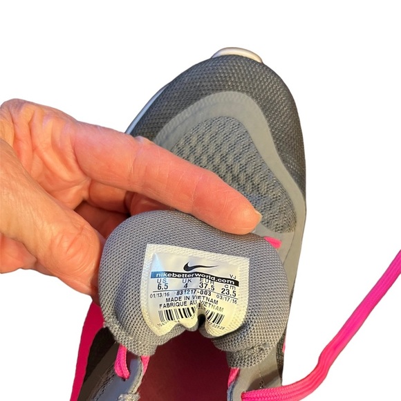 Nike training flex TR6 gray with pink laces - Picture 3 of 9